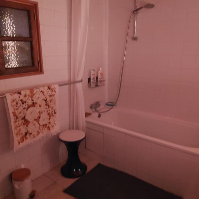 Maison Cosy Et Conviviale, Le B7 Besset Exterior photo